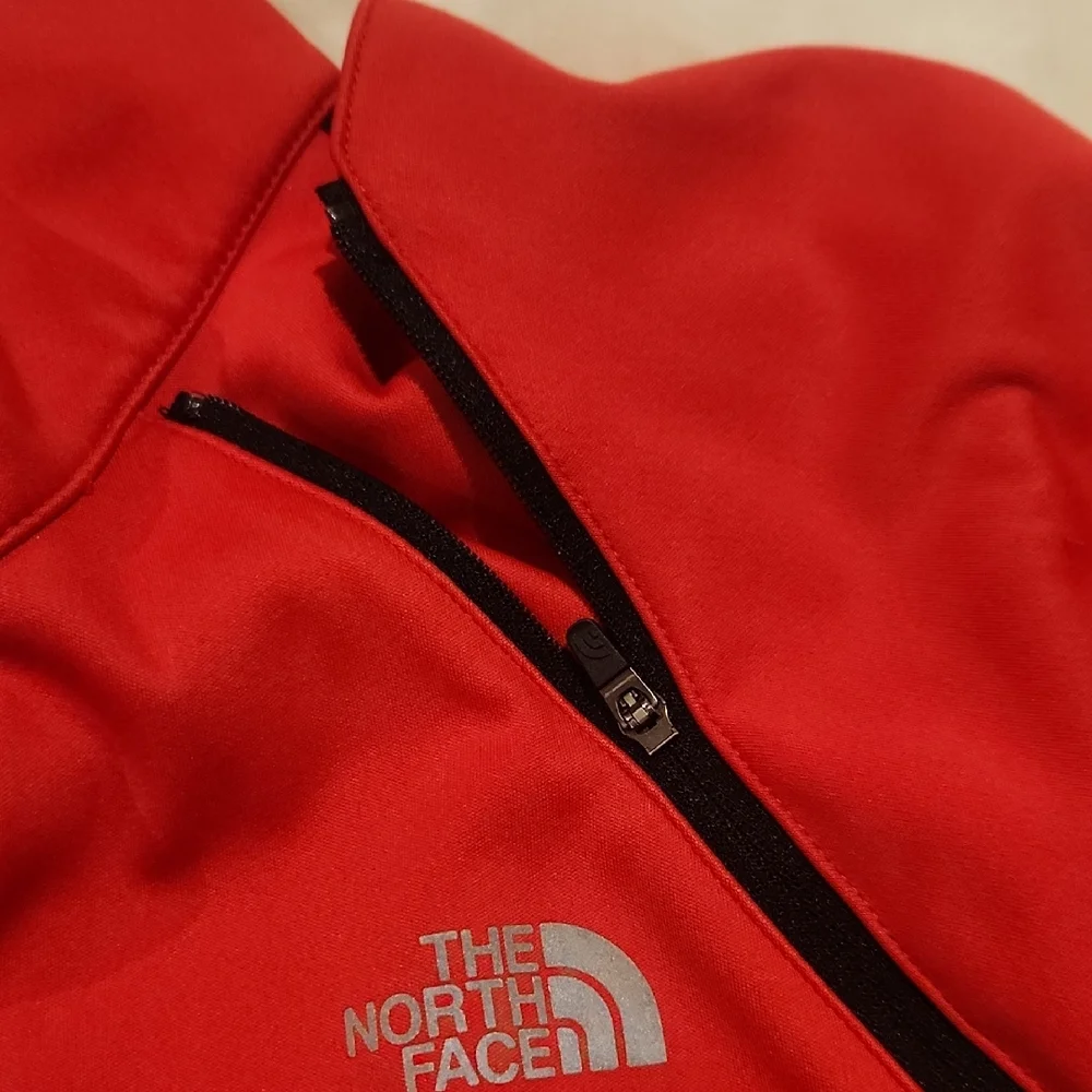 The North Face Men's Bold Red and Black Convertible Performance Jacket/vest